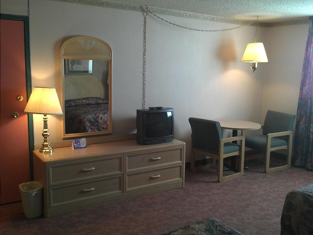 Empire Inn ブランドン エクステリア 写真