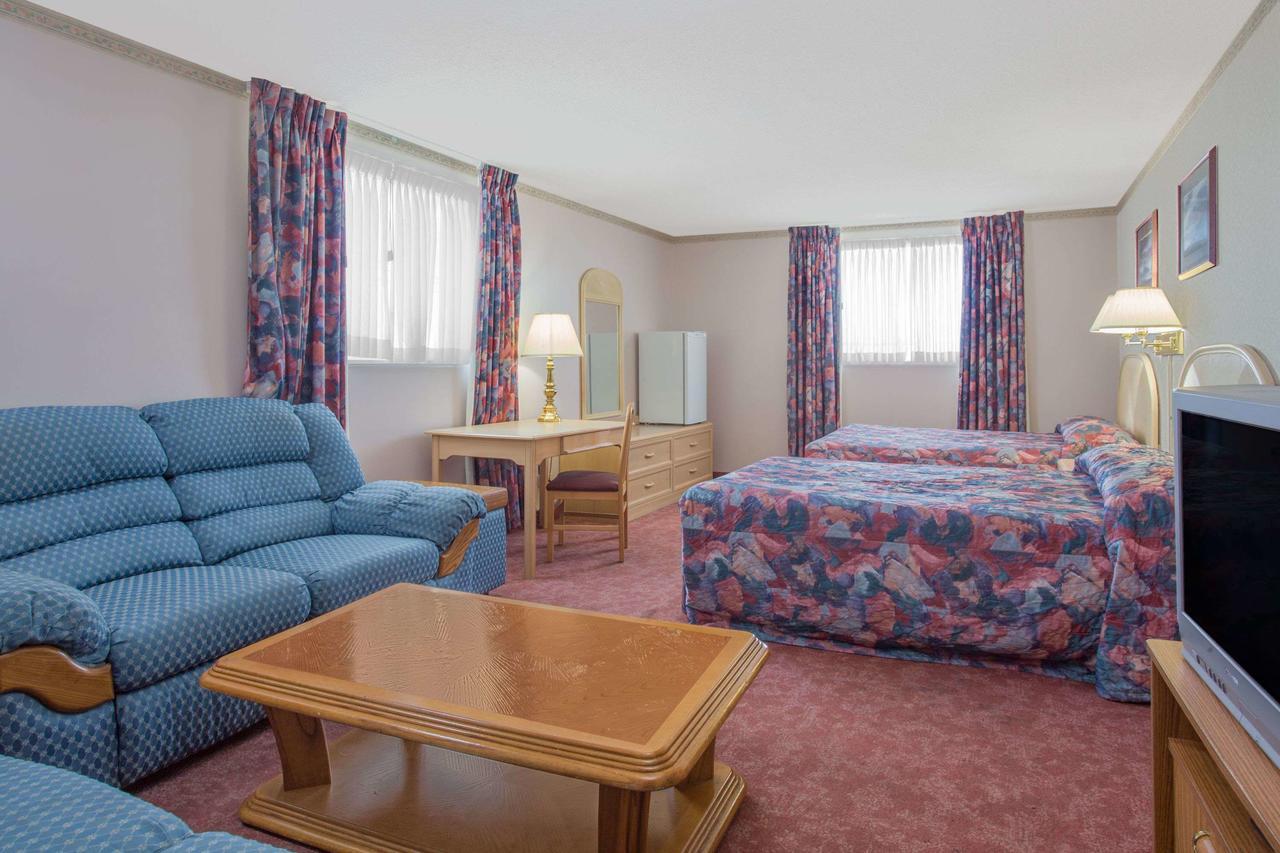 Empire Inn ブランドン エクステリア 写真
