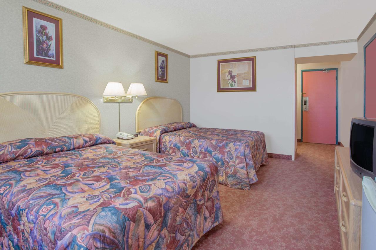 Empire Inn ブランドン エクステリア 写真